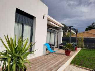 Jolie maison contemporaine - Brignoles (83170)