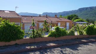Villa avec piscine couverte, jacuzzi, sauna - Plan-d'Aups-Sainte-Baume (83640)