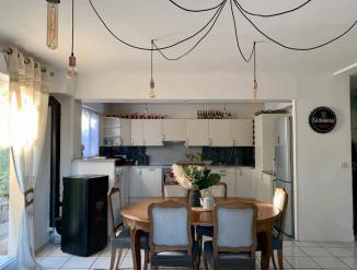 Maison de 95 m² - Volx (04130)