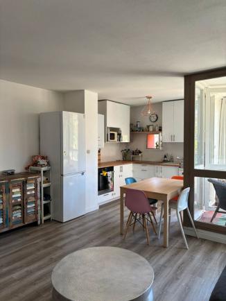 Appartement T4 / Plan de Cuques centre - Plan-de-Cuques (13380)