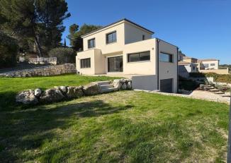 Maison 5 pièces de 160 m² - Jonquerettes (84450)