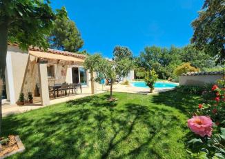Jolie villa de plain-pied - Cadenet (84160)