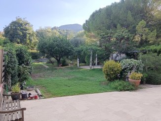 Magnifique appartement atypique à la campagne - Sospel (06380)