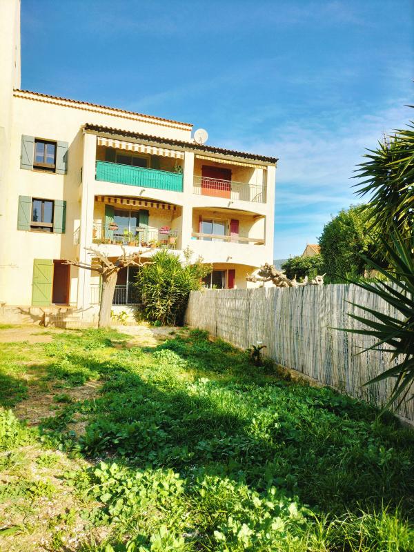 APPARTEMENT T3 / REZ DE JARDIN - Photo 10 - Sanary-sur-Mer