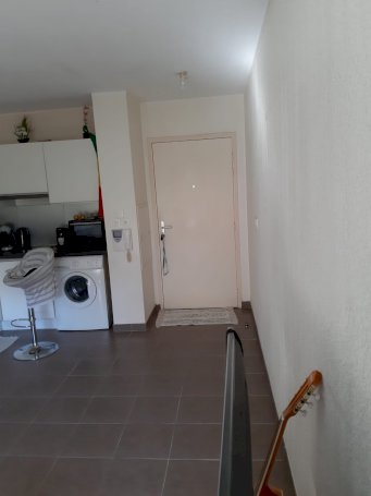 Particulier vends studio standing la seyne/mer - Photo 11 - La Seyne-sur-Mer