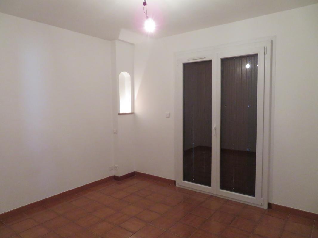 APPARTEMENT T4 à LA FARLEDE (Var) - Photo 11 - La Farlède