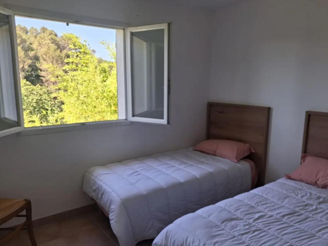 Maison 4 pièces avec Piscine | Le Luc en Provence - Photo 13 - Le Luc en Provence
