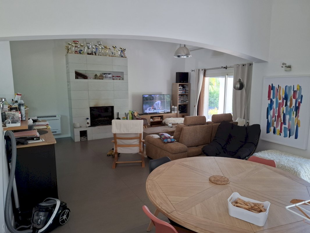 Maison harmonieuse 5 pièces 133m2 Fréjus - Photo 13 - Fréjus