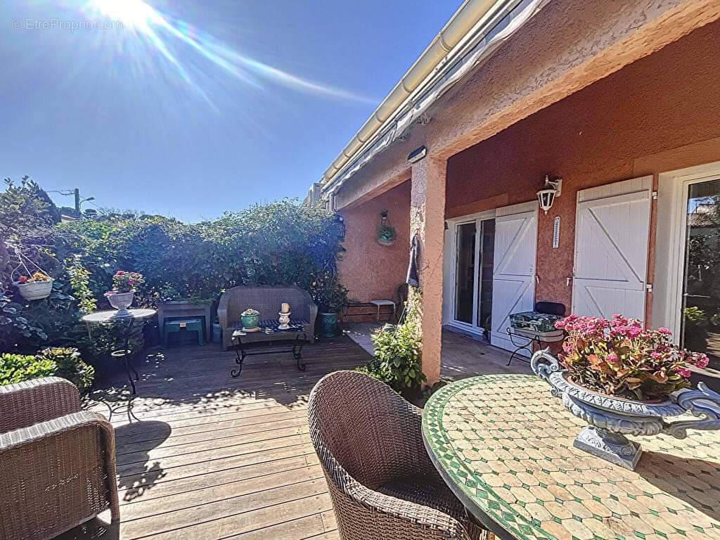Maison à vendre à Sanary sur Mer - Photo 14 - Sanary-sur-Mer