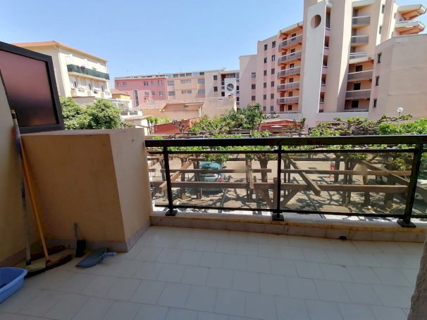 Joli 2 pièces entièrement rénové - Photo 1 - Le Lavandou
