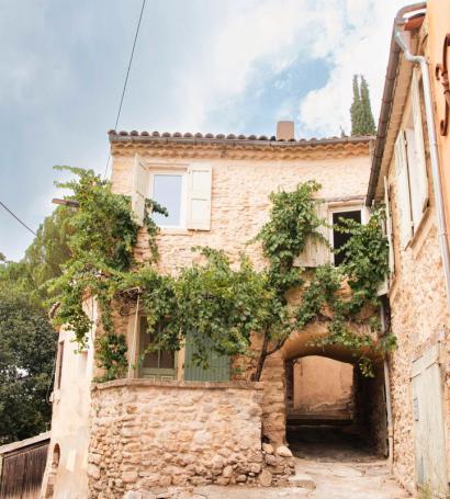 Demeure de charme / 65 m² - Photo 1 - Sainte-Tulle