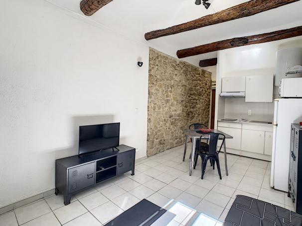 Studio de 20 m² - Photo 1 - Salon-de-Provence