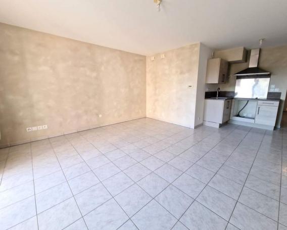 Appartement T2 / Très bon état - Photo 1 - Saint-Martin-de-Crau