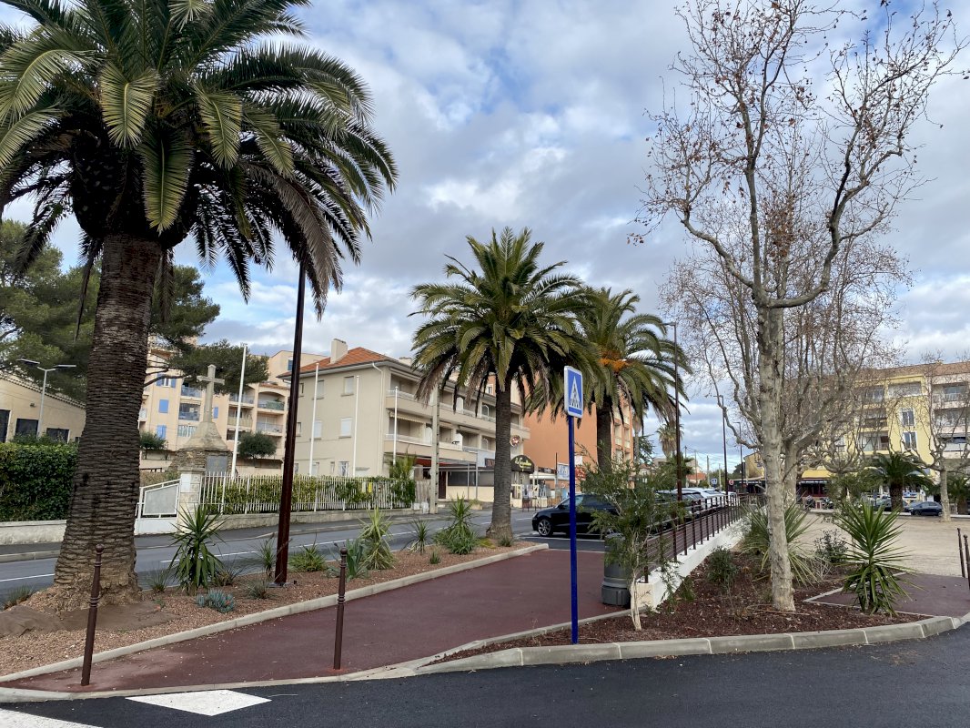 T3 meublé – Plein centre de Saint-Aygulf – Parking & terrasse - Photo 1 - Saint Aygulf