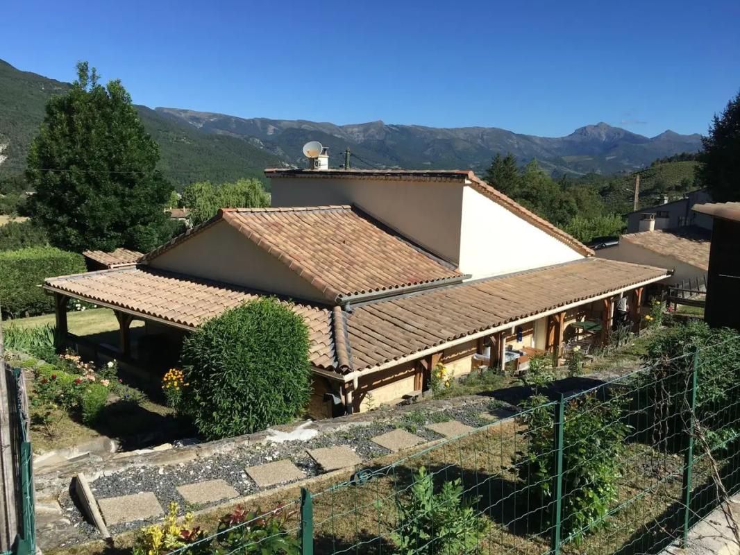 Maison de plain pied / 95 m² - Photo 1 - Saint-Lions