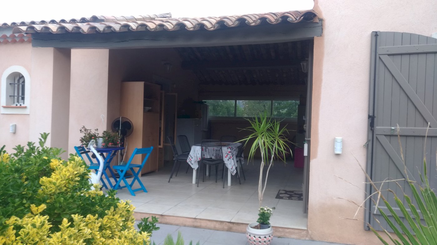 Belle villa lumineuse 175 m² sur 6000 m² - Photo 2 - Mons