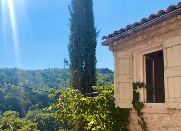 Demeure de charme / 65 m² - Photo 2 - Sainte-Tulle