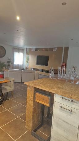 Belle Villa de 166 m² - Photo 2 - Tarascon