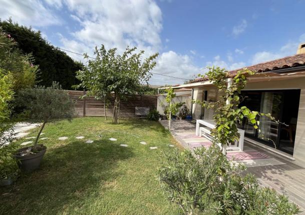 Maison plain-pied avec garage - Photo 2 - Monteux