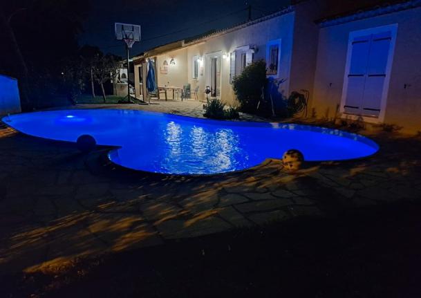 Jolie villa de plain-pied - Photo 2 - Cadenet