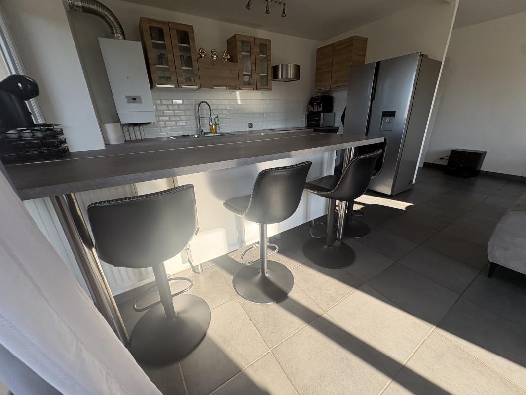 T4 98,8m²exposé sud – Dernier étage – Terrasse 15,5m² – Suite parentale – Box + borne électrique – Les Olives - Photo 2 - Marseille 13
