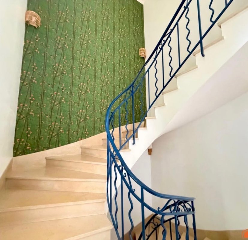 Maison 8 pièces proche des remparts - Photo 2 - Avignon