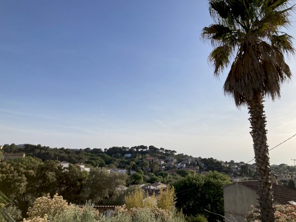 Maison avec piscine 2 appartements - Photo 3 - La Seyne-sur-Mer