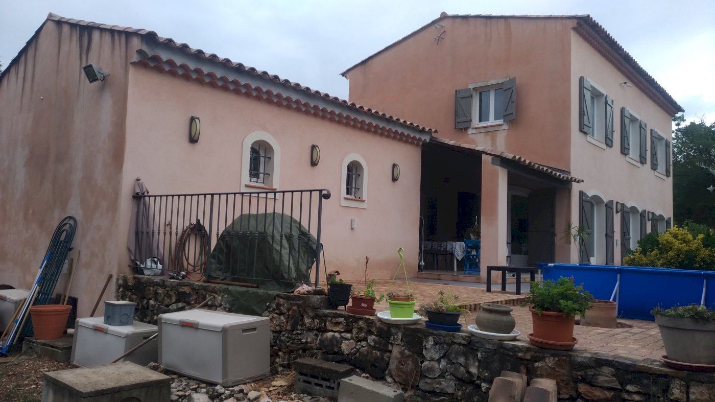 Belle villa lumineuse 175 m² sur 6000 m² - Photo 3 - Mons