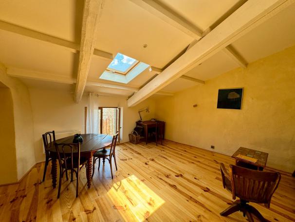 Appartement rénové / 3 pièces / 78 m² - Photo 3 - Saint-Julien-du-Verdon