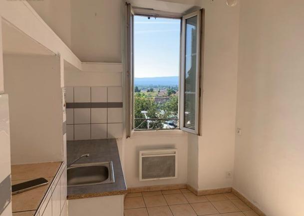 Appartement T2 / Carpentras - Photo 3 - Carpentras