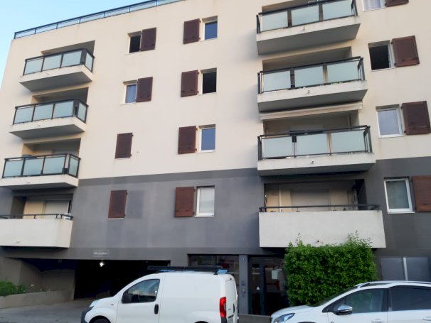 Particulier vends studio standing la seyne/mer - Photo 4 - La Seyne-sur-Mer