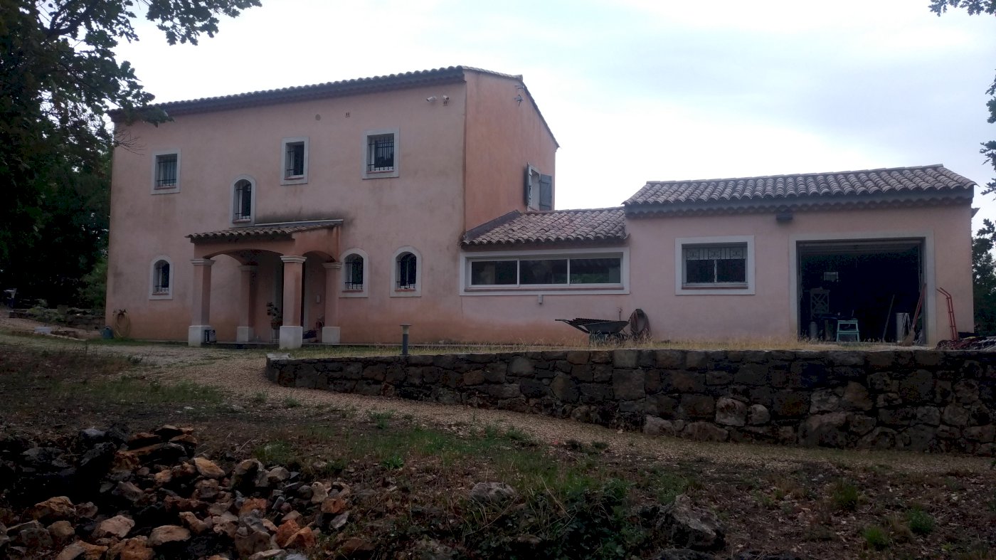 Belle villa lumineuse 175 m² sur 6000 m² - Photo 4 - Mons
