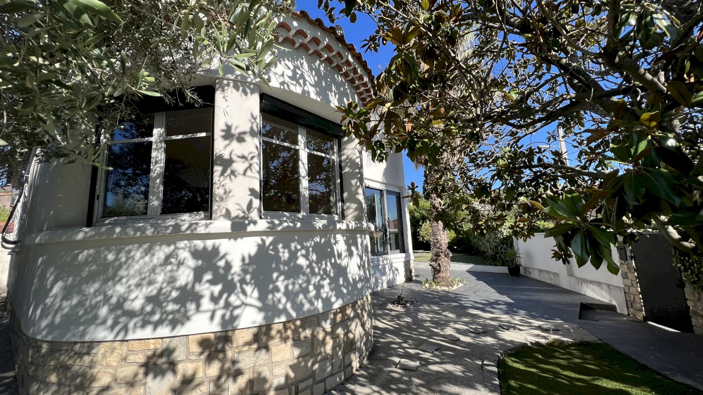 Superbe Maison de 175 m² avec 4 Chambres, Suite Parentale, et un étage type Loft - Photo 4 - La Garde