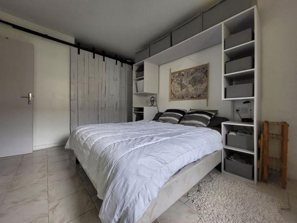 Bel appartement T3 rénové - Photo 4 - Fos-sur-Mer