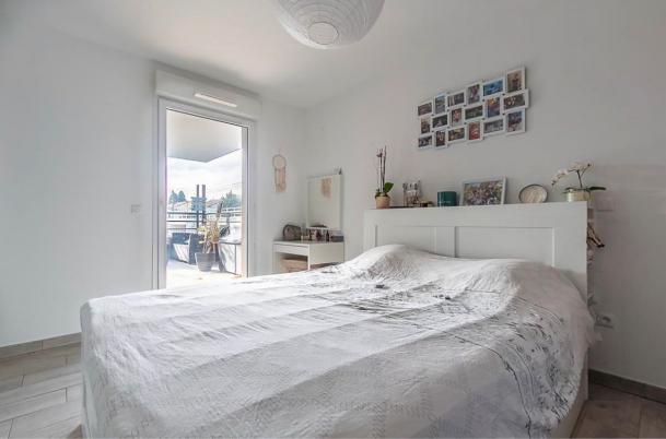 Appartement 3 pièces de 62 m² - Photo 4 - Gardanne