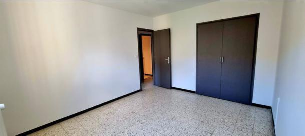 Montfavet : Maison 4 pièces 96 m² - Photo 4 - Avignon