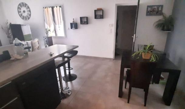 Villa récente de 82 m² - Photo 5 - Aiglun
