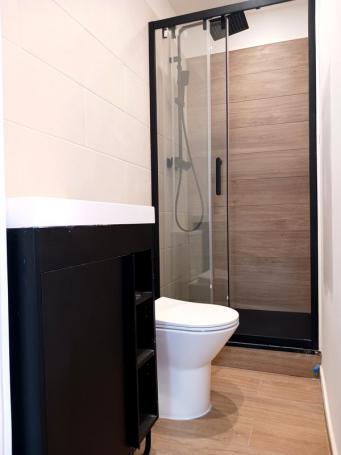 Appartement entièrement rénové - Photo 5 - Vallauris