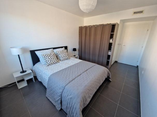 Maison 5 pièces de 102 m² - Photo 5 - Salon-de-Provence