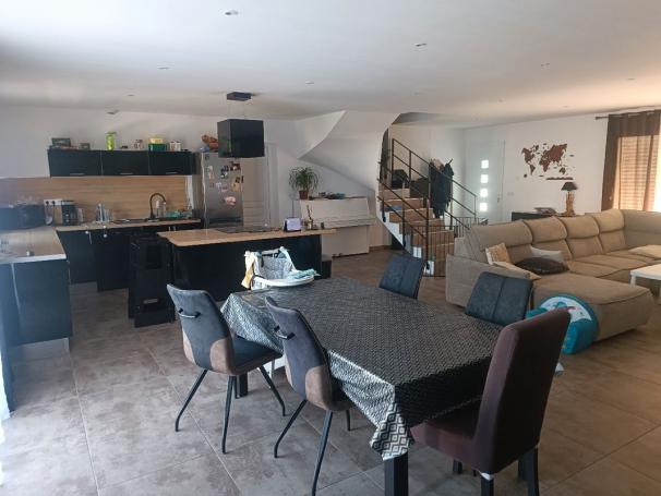 Maison 4 pièces - Photo 5 - Fos-sur-Mer