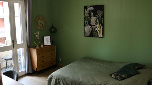 Appartement 5 pièces de 92 m² - Photo 5 - Avignon