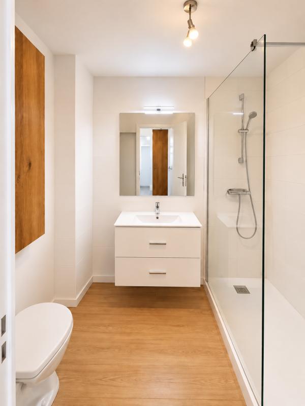 PORT FRÉJUS – Un appartement lumineux avec une vue exceptionnelle sur le port et la mer! - Photo 5 - Port Fréjus