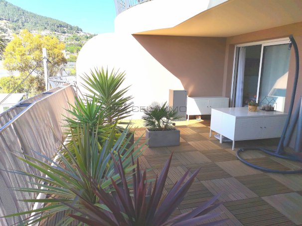 TRES BEL APPARTEMENT TYPE T2 DE 35 M2 + TERRASSE 28 M2 - Photo 6 - Carqueiranne