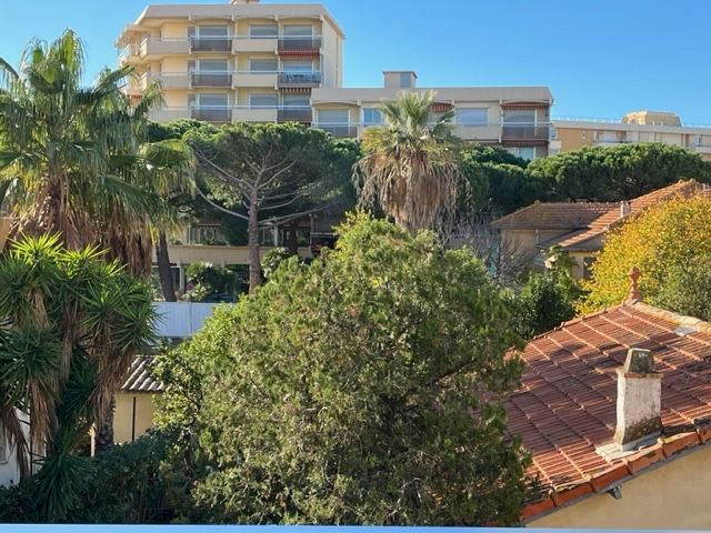 APPARTEMENT T2 MEUBLE RENOVE FREJUS PLAGE - Photo 6 - Fréjus Plage