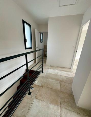 Maison 5 pièces de 160 m² - Photo 6 - Jonquerettes