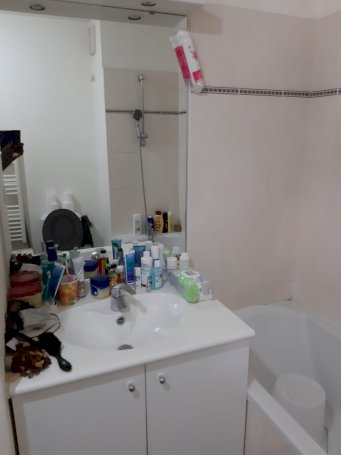 Particulier vends studio standing la seyne/mer - Photo 8 - La Seyne-sur-Mer