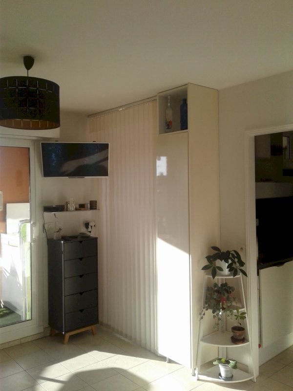 Beau studio. T1 BIS avec ascenseur et garage, centre ville de Sanary sur Mer - Photo 8 - Sanary-sur-Mer