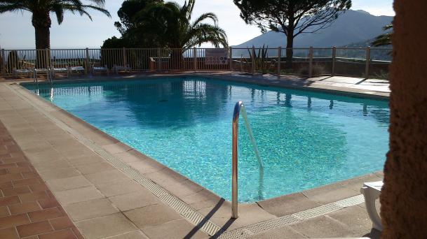 Appartement T2, entre Agay et Théoule sur mer, vue sur mer et montagnes - Photo 9 - Saint-Raphaël