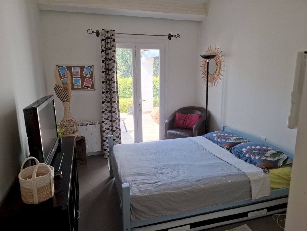 Maison harmonieuse 5 pièces 133m2 Fréjus - Photo 9 - Fréjus
